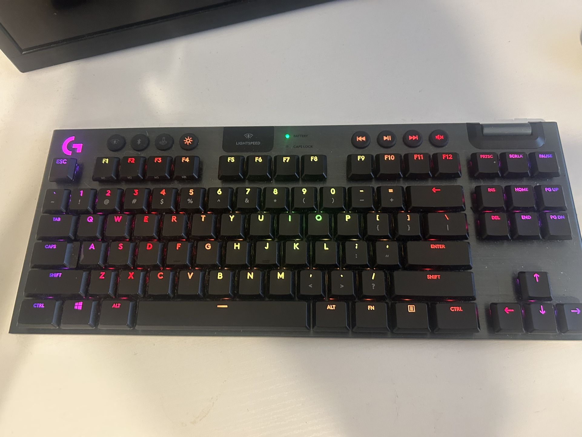 Logitech G915 TKL Lightspeed Wireless (Tactile)