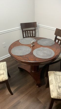 40” round table with 4 chairs OBO