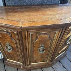 Show Rack/cabinet Or Whatever You Need It To Be