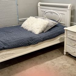 Stanley Young America Girls White Bedroom Set $650 OBO