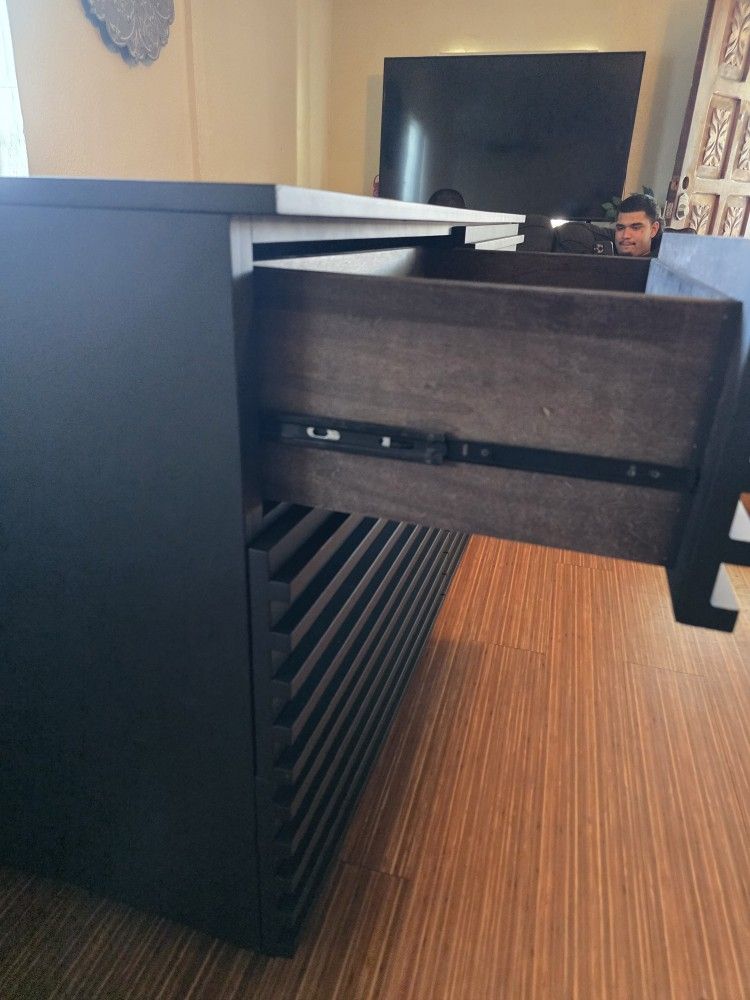 Solid Wood Dresser Matte Black