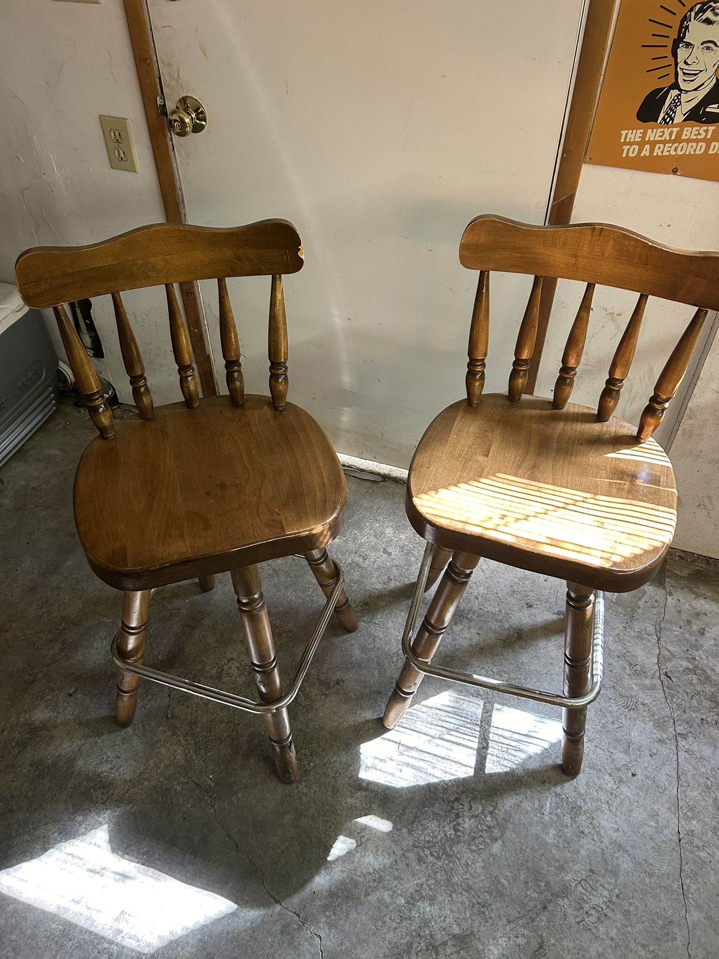 Barstools Swivel Chairs Set