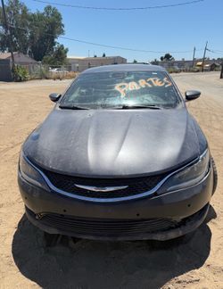 2015 Chrysler 200 FOR PARTS ONLY!
