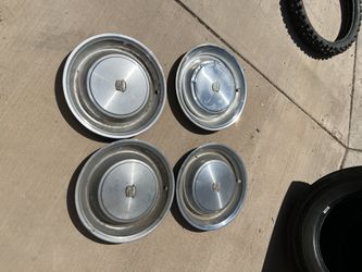 Cadillac Hub Caps