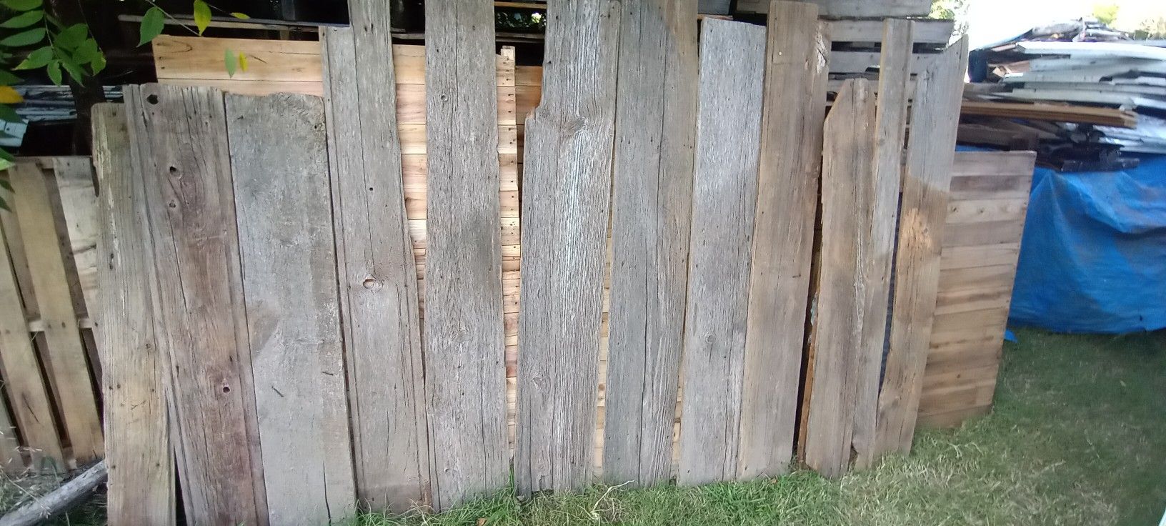 Barn Wood. $2 Foot Nice 