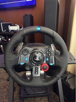 Logitech G29 Driving Force Racing Wheel and Floor Pedals, Real Force Feedback, Stainless Steel Paddle Shifters, Leather Steering Wheel Cover for PS5, 