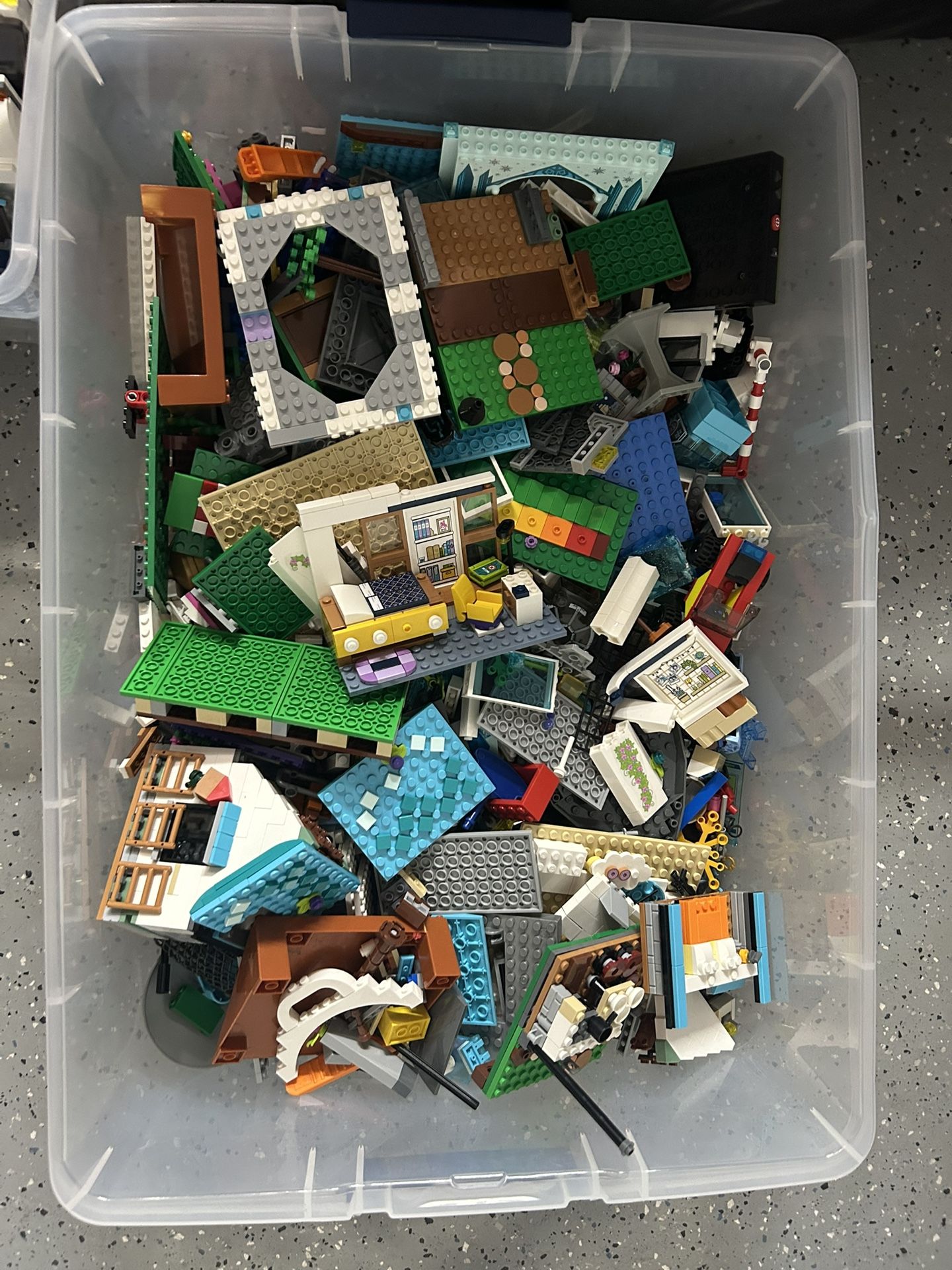 Random Lego Pieces