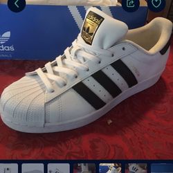 Adidas Size 8 New
