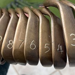 Ping Eye 2 BeCu Irons – Black Dot – Matching Serials – 2–W – Reg Flex