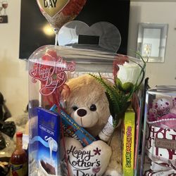 Dior Case. With. Bouchet 