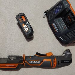 RIDGID 18-Volt OCTANE Job Max Multi-Tool with 18-Volt Lithium-Ion 2.0 Ah Battery and Charger Kit