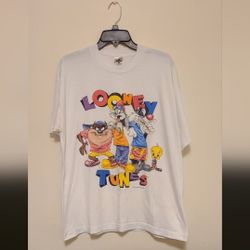 Looney Toons tm& c Warner Brothers fruit of the loom womens xl shirt 