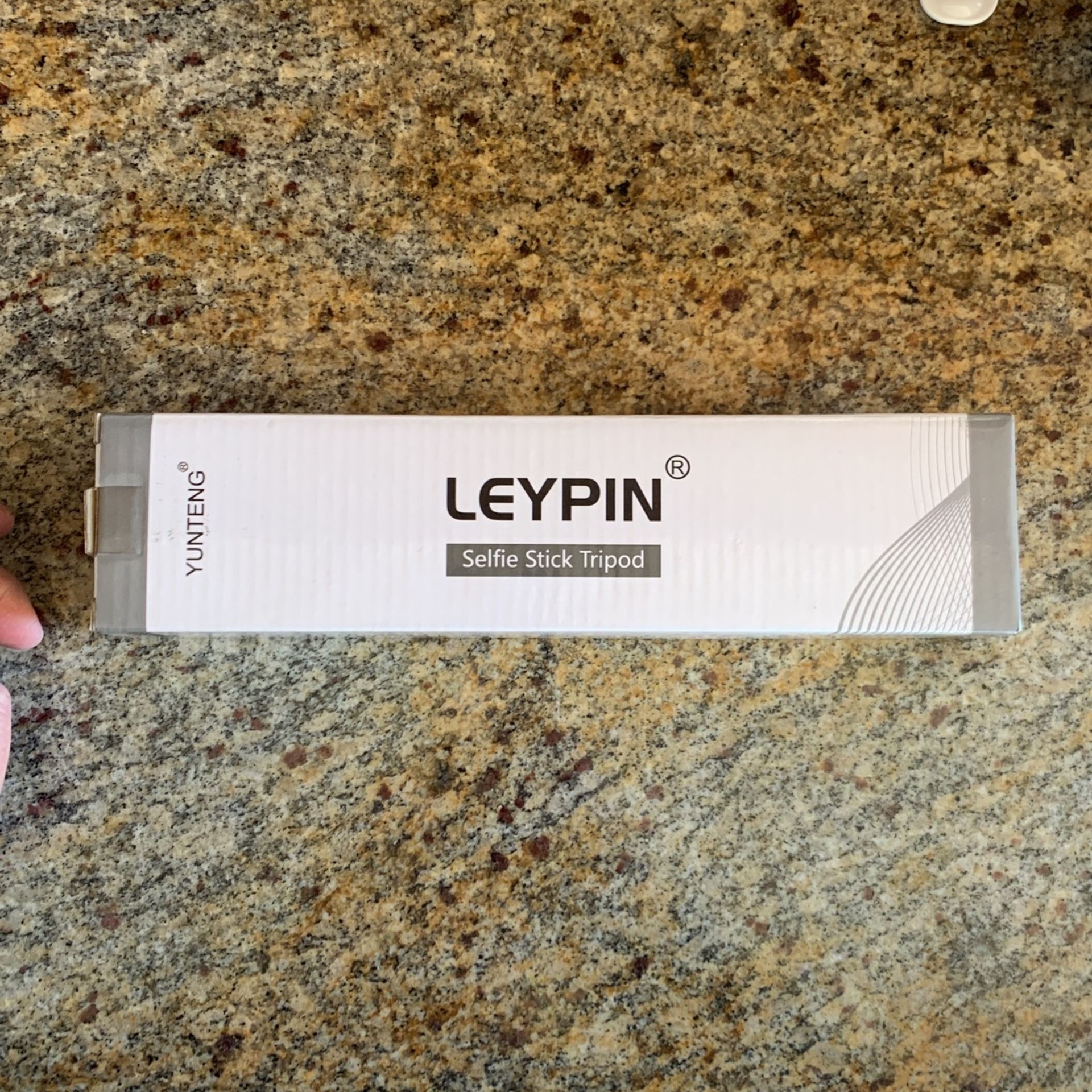 Leypin Selfie Stick Tripod