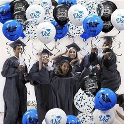 Graduation balloons and backdrop