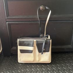 Black/White Nine West Crossbody