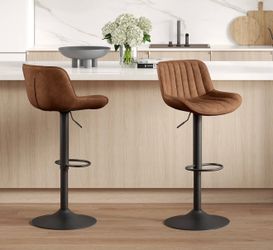 Set of 2 swivel bar stools - like new
