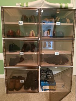 LIKE NEW shoe storage