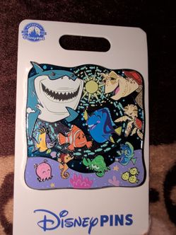 Finding nemo supporting cast pin! Exclusive