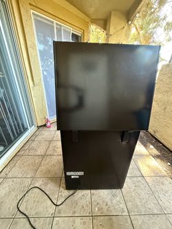 Arctic King black chest freezer