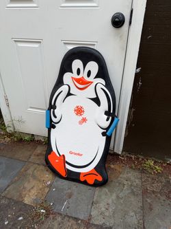 Groover Penguin Snow Sled