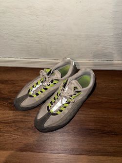 size 11.5 mens air maxes
