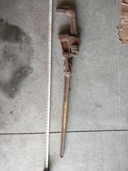 Rigid super 8 pipe wrench