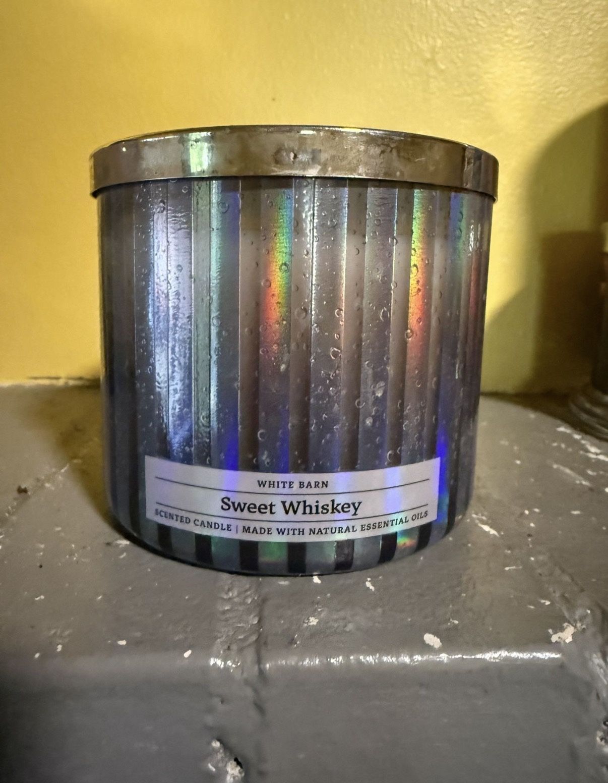 New Bath & Body Works/White Barn SWEET WHISKEY 3 Wick Candle