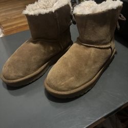 UGG Women's Mini Bailey Corduroy Bow (1117650) Size:5