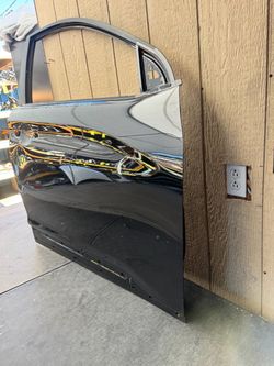2018 2019 2020 2021 2022 2023 HYUNDAI KONA RIGHT FRONT DOOR OEM USED