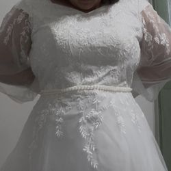 WEDDING DRESS SIZE 16W