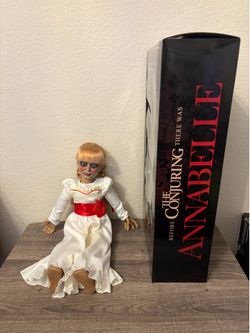 Mezco Annabelle Doll 18-inch. The Conjuring Universe.