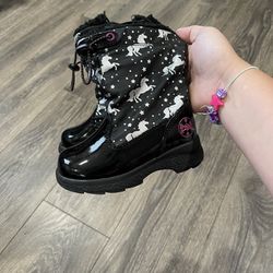 Toddler Size 7 Snow Boots