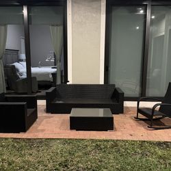 El dorado Patio Set!!!