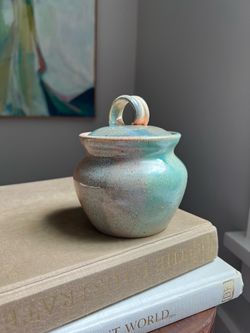 Handcrafted Honey/Sugar Pot ( firm on price )