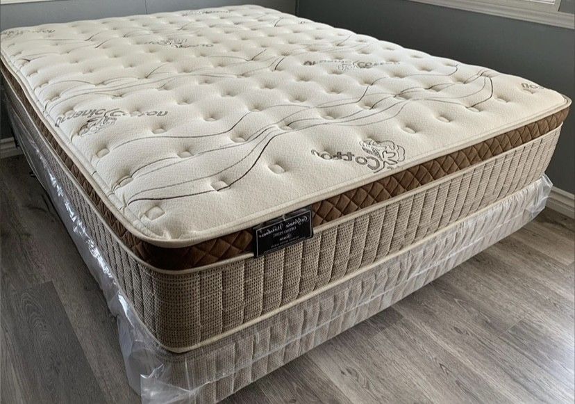 Queen Organic Cloud Edition Europillow Top 12inch Mattress And Boxspring!!