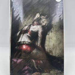 DCEASED #1 JEEHYUNG LEE HARLEY QUINN ZOMBIE VIRGIN VARIANT IN-HAND JOKER BATMAN