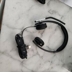 Logitech USB Headset With Carrying Pouch