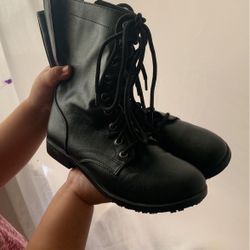 Black Safe Step Combat Boots 👢 