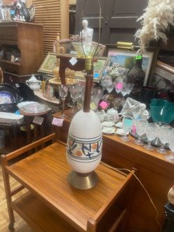 Vintage mid century modern tiki pottery lamp.