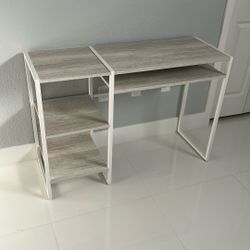 Desk Like New 