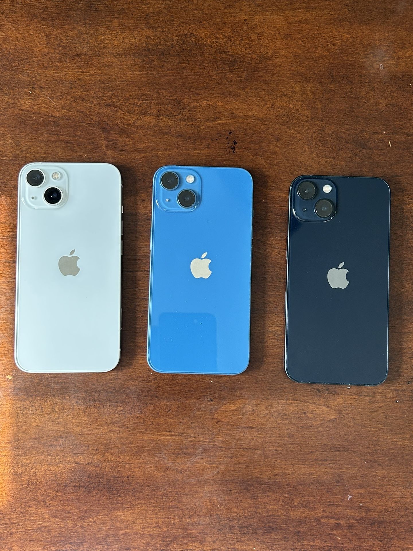 iPhone 13 ~ 256gb ~ Factory Unlocked