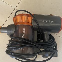 Iwoly Clean Vacuum 