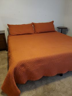 King bed ,end table, lamp