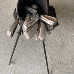 Golf Clubs 