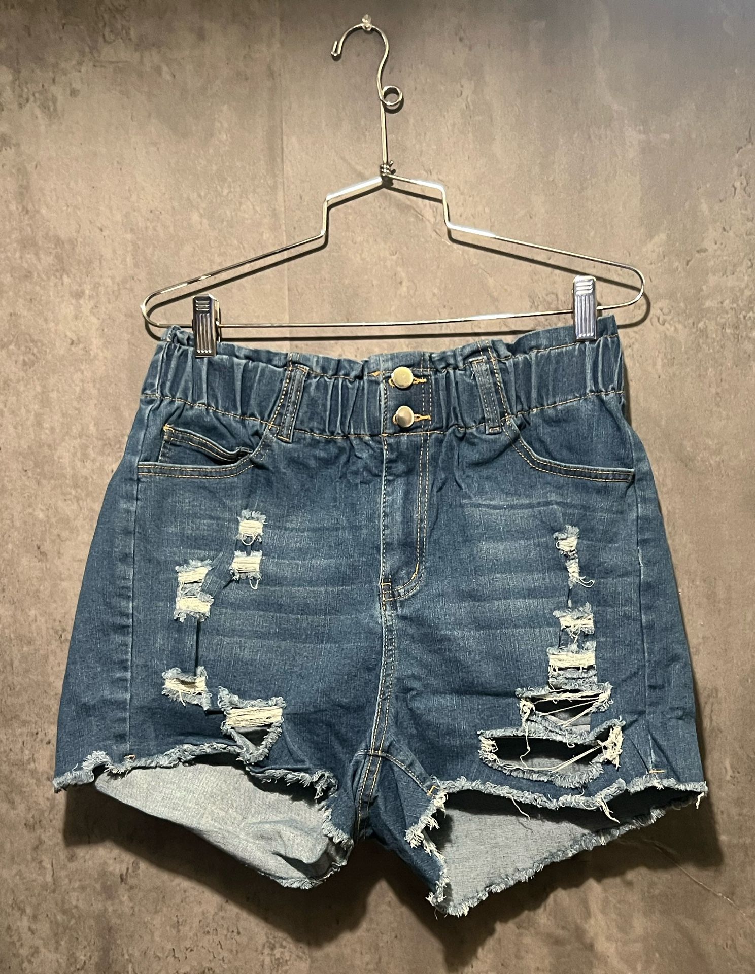 Jean Ripped Short Ruffle Waistline XL