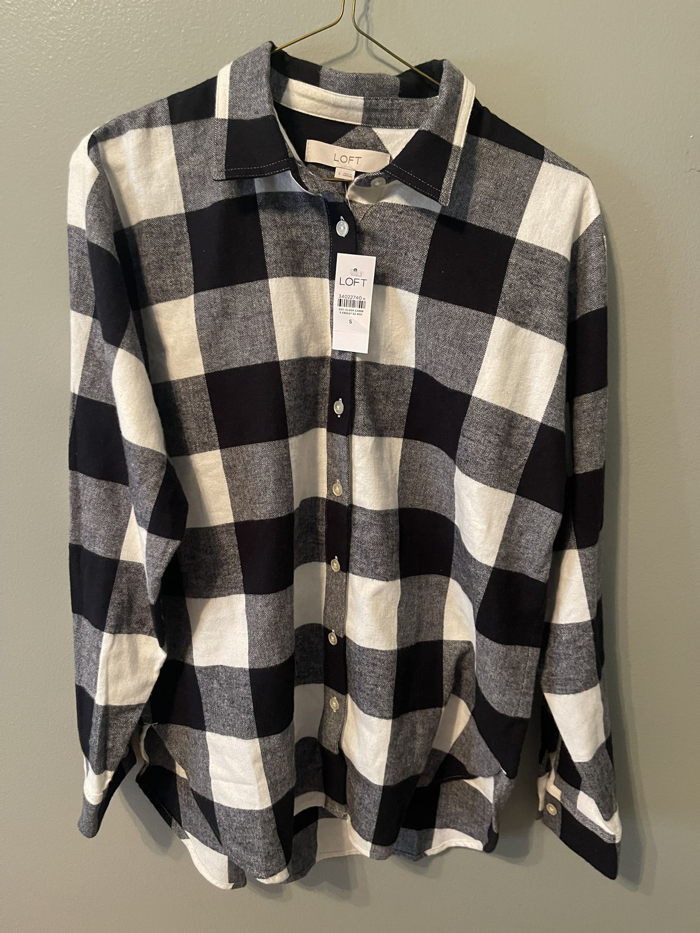 Women’s LOFT Black/white Plaid flannel Size Small **TAGS STILL ON
