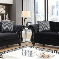 Brand New Super Plush Black Sofa & Loveseat (Pillows Included)