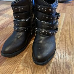 Women’s Booties