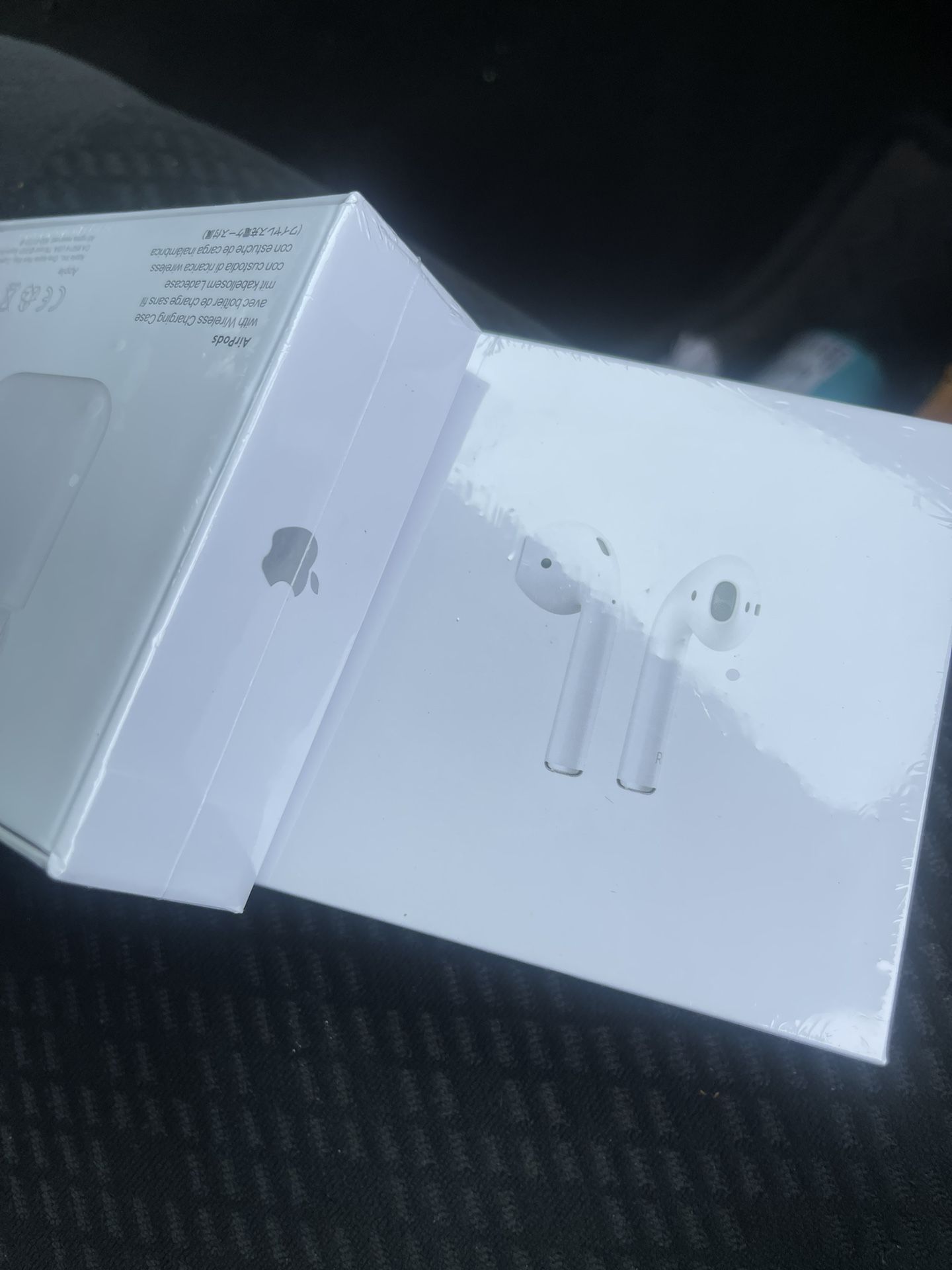 Apple AirPods 2nd Generation