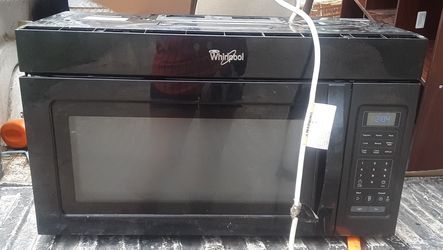Whirlpool undercounter microwave